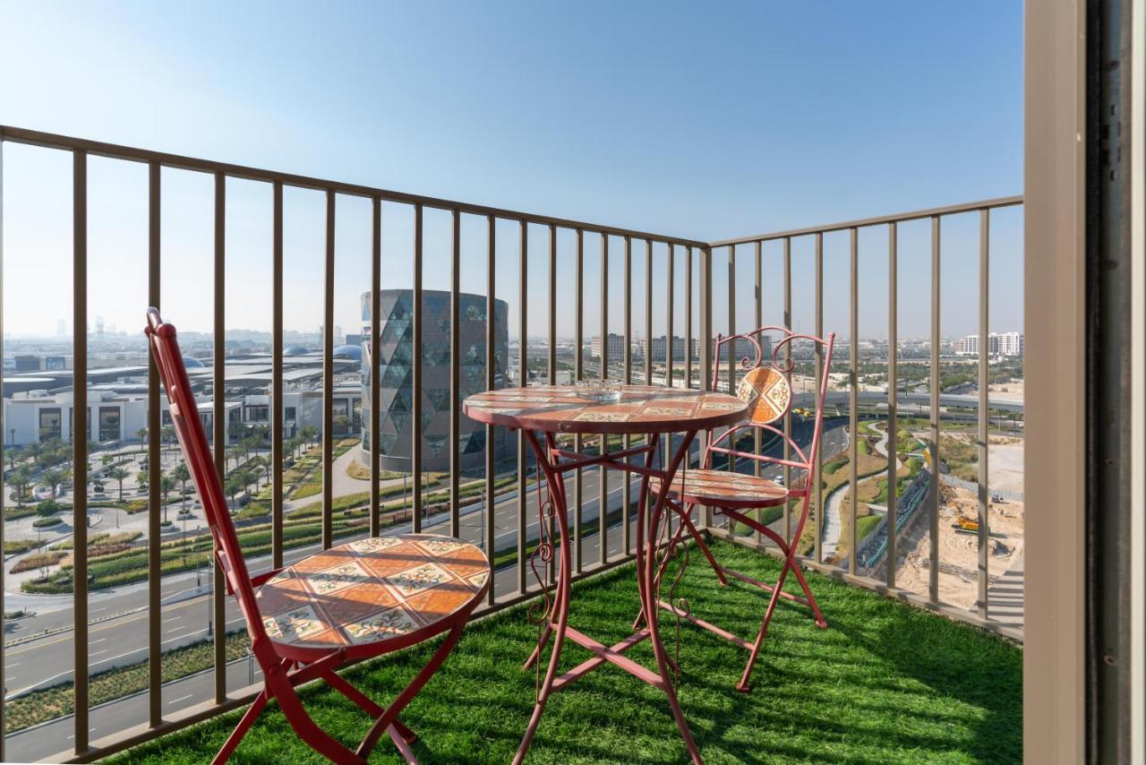 Lux Bnb Collective-1 -dubai Hills Apartment *